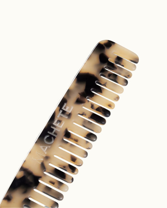 No. 3 Comb | MACHETE