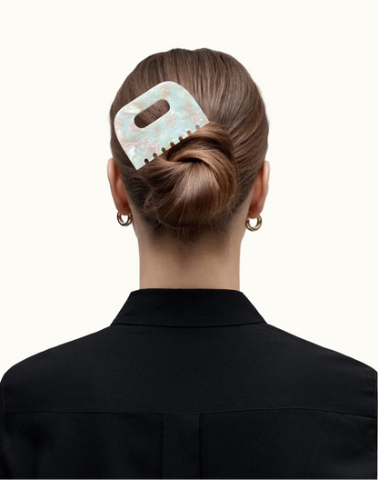 No. 4 Comb | MACHETE