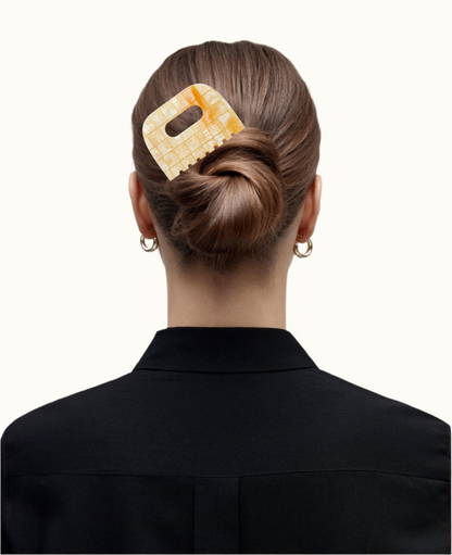 No. 4 Comb | MACHETE