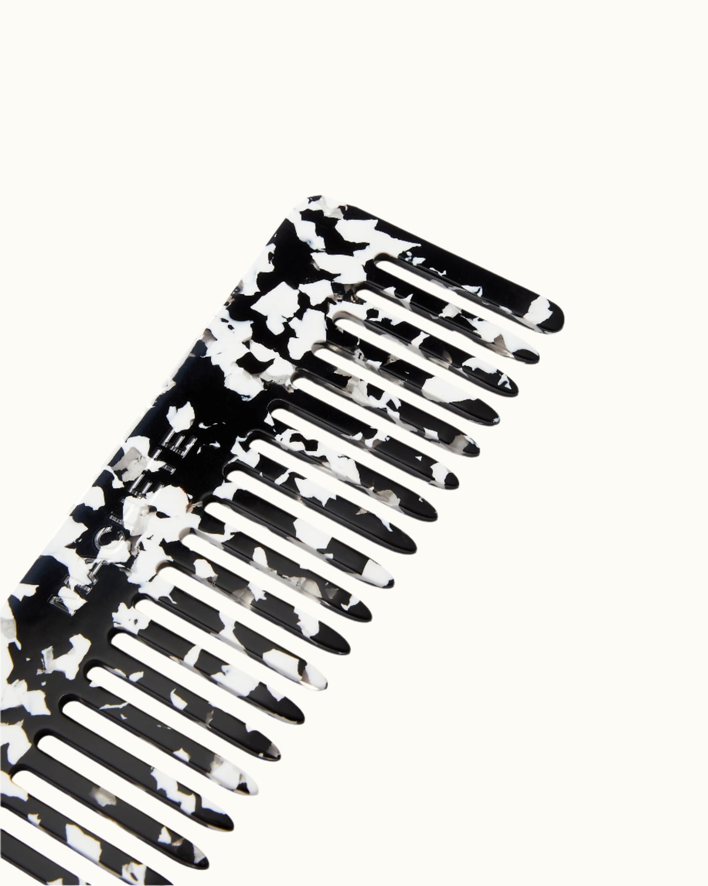 No. 2 Comb | MACHETE