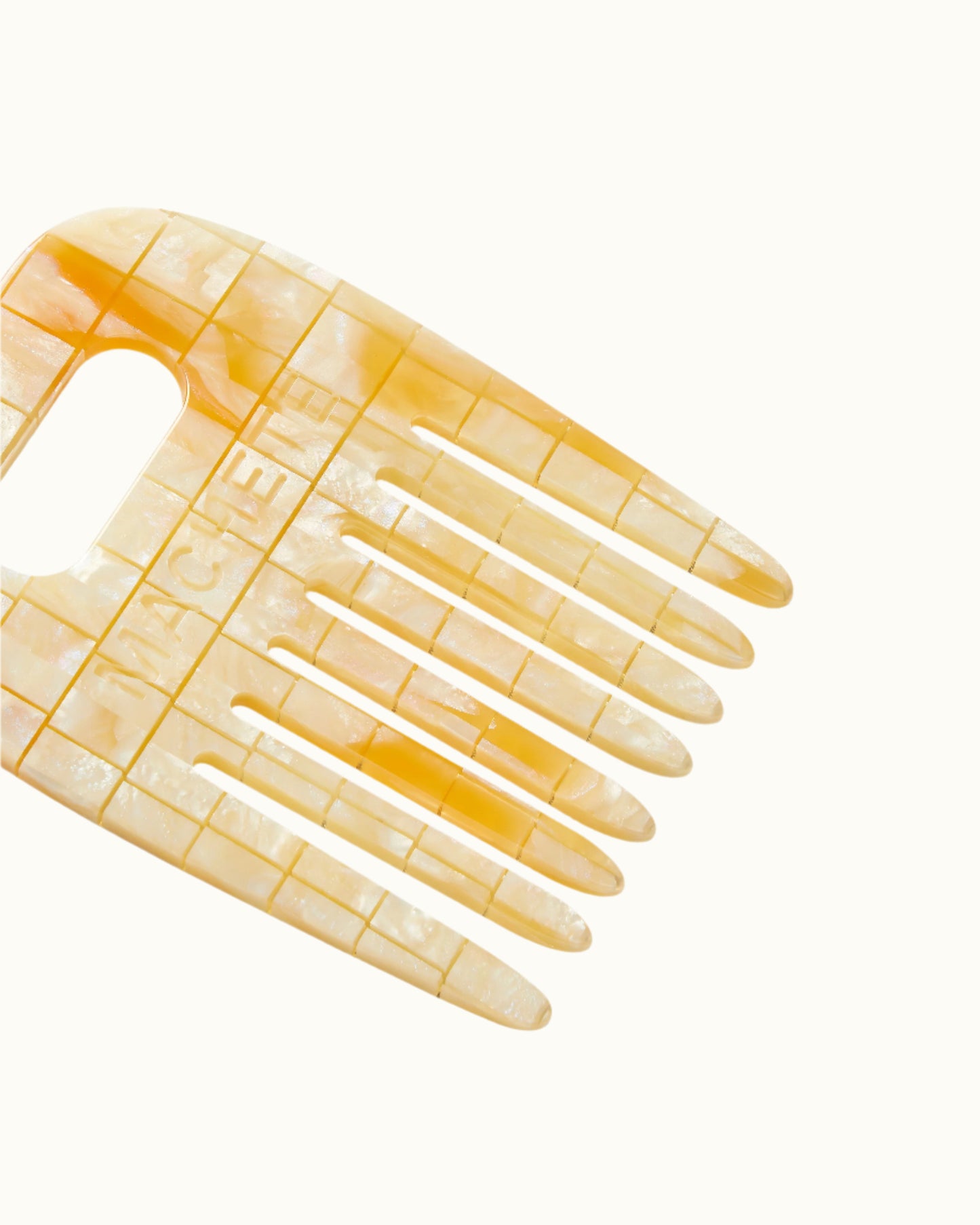 No. 4 Comb | MACHETE