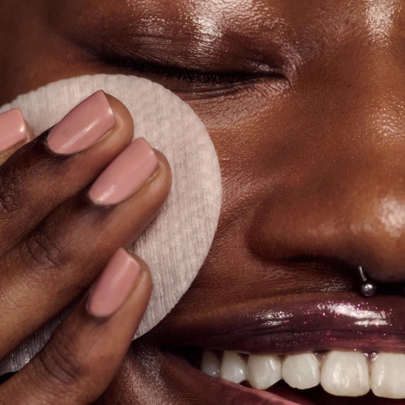 MILKY CLEANSING PADS | VEIDUI