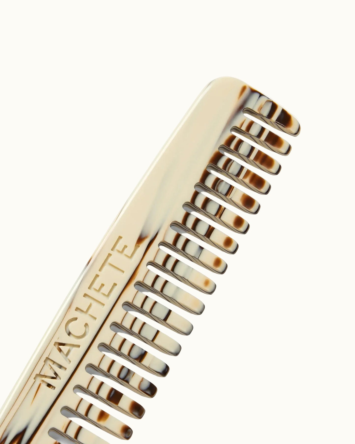 No. 3 Comb | MACHETE