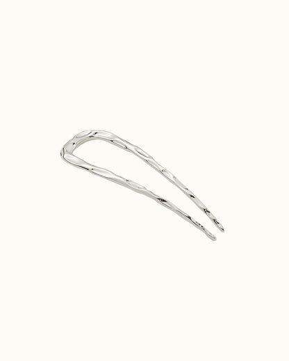 Petite Wavy French Hair Pin | MACHETE
